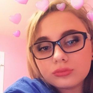 Meet your Posher, Ashlee